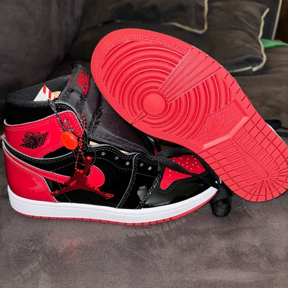 jordan mid hot punch